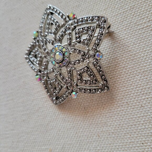 Star Rhinestone Brooch - Picture 3 of 5